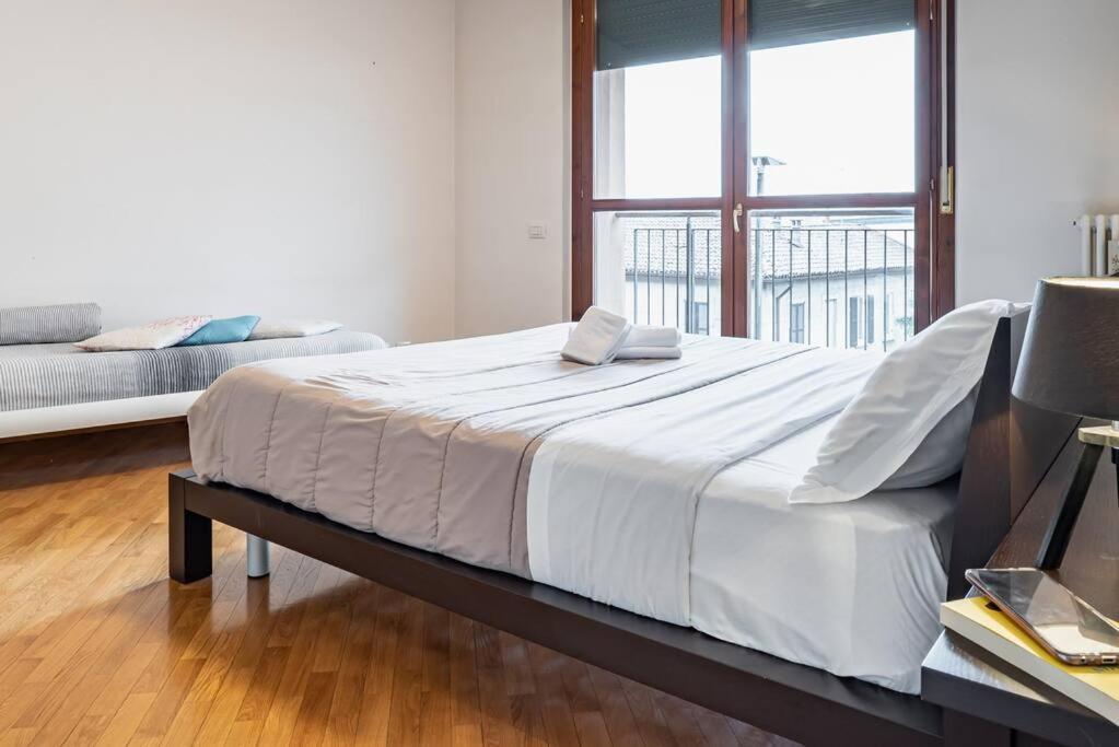 Broletto Park Apartment - Affitti Brevi Italia Lecco Eksteriør billede